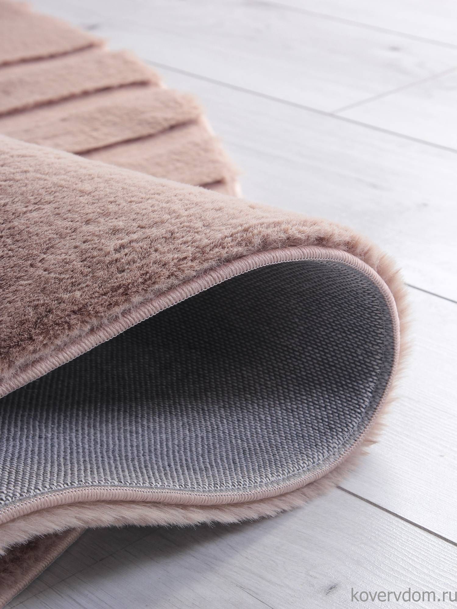 Ковер из искусственного меха RABBIT CARVING PX4005 BROWN / BROWN Круг