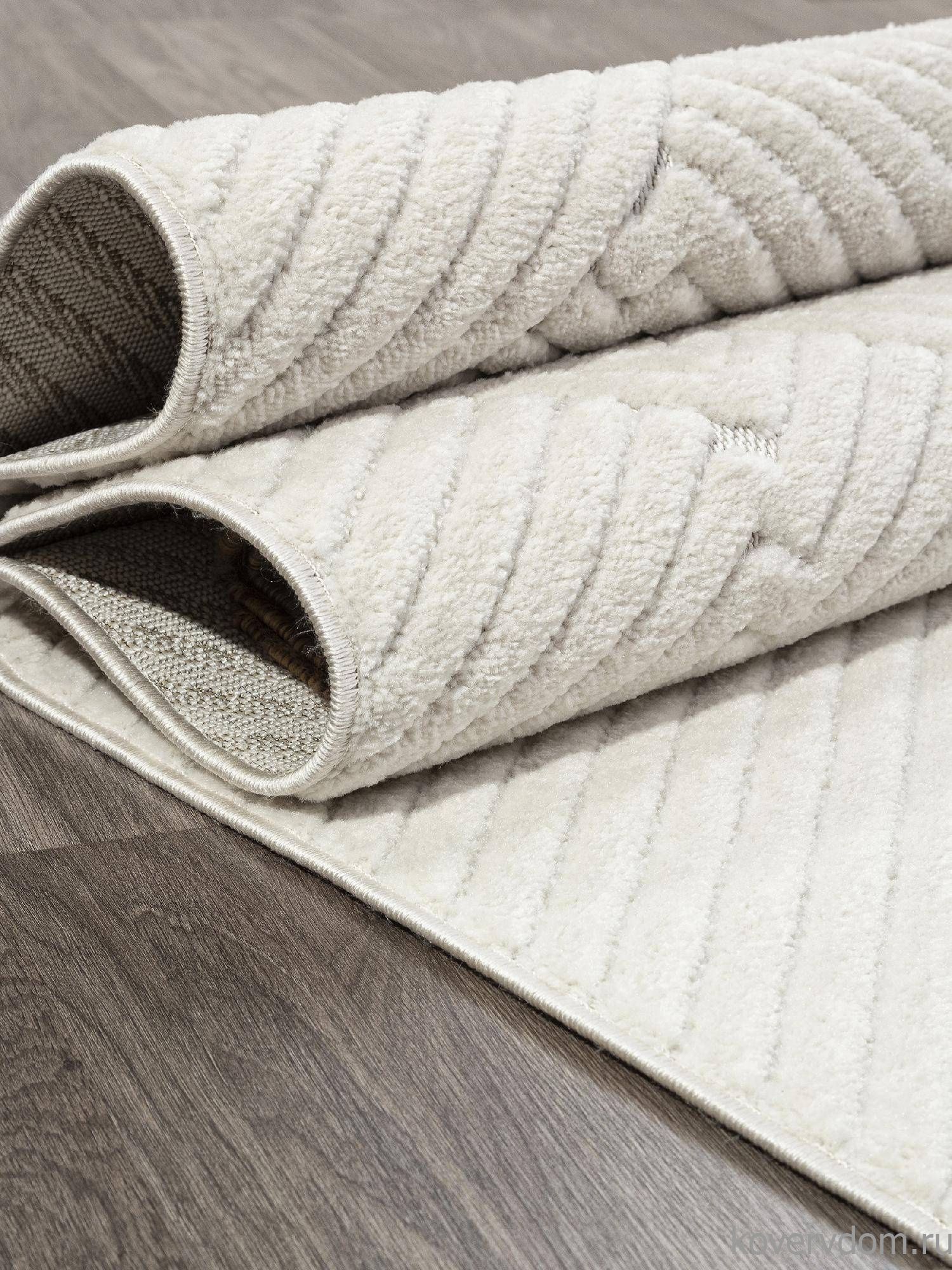 Ковер JUNO-A E857AW CREAM / CREAM