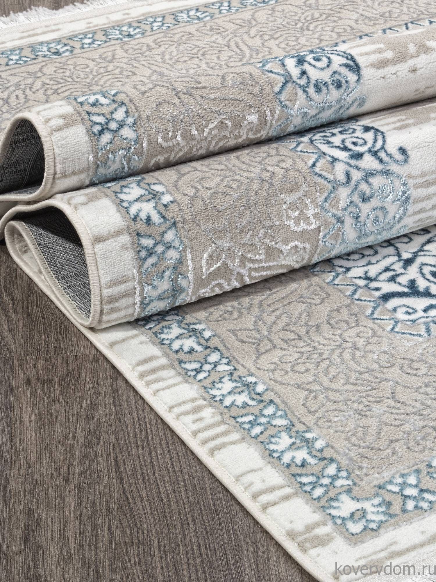 Ковер ALFANI Q012A BLUE FDY / CREAM SHRINK Ковер ALFANI Q012A BLUE FDY / CREAM SHRINK